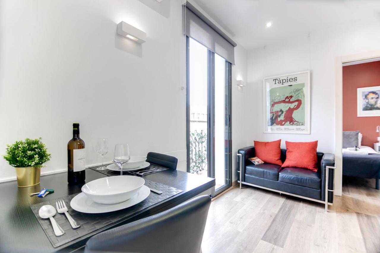 City&Beach Apartments 3 In City Center Barcelona Ngoại thất bức ảnh