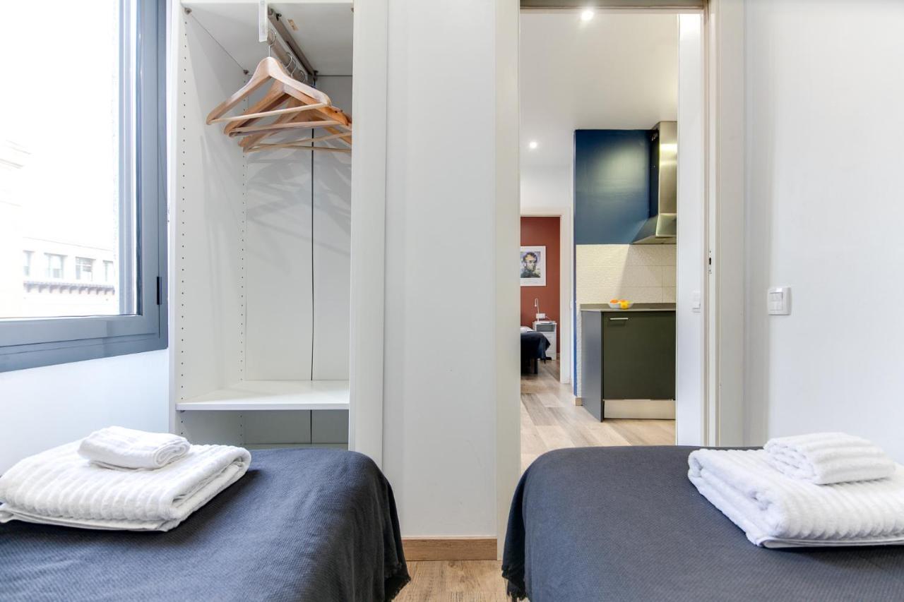 City&Beach Apartments 3 In City Center Barcelona Ngoại thất bức ảnh